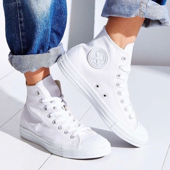 white leather converse size 3.5